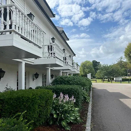 Hotel Havna Hotel & Sjobad 4*
