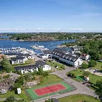 Отель Havna Hotel & Sjobad